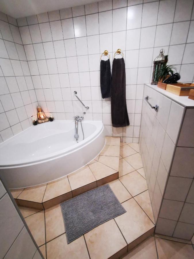Fewo Pfaelzer Felsenlandschaft Pirmasens Buitenkant foto